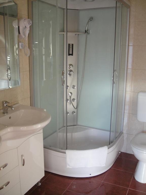 Paks Panzio Otel Dış mekan fotoğraf