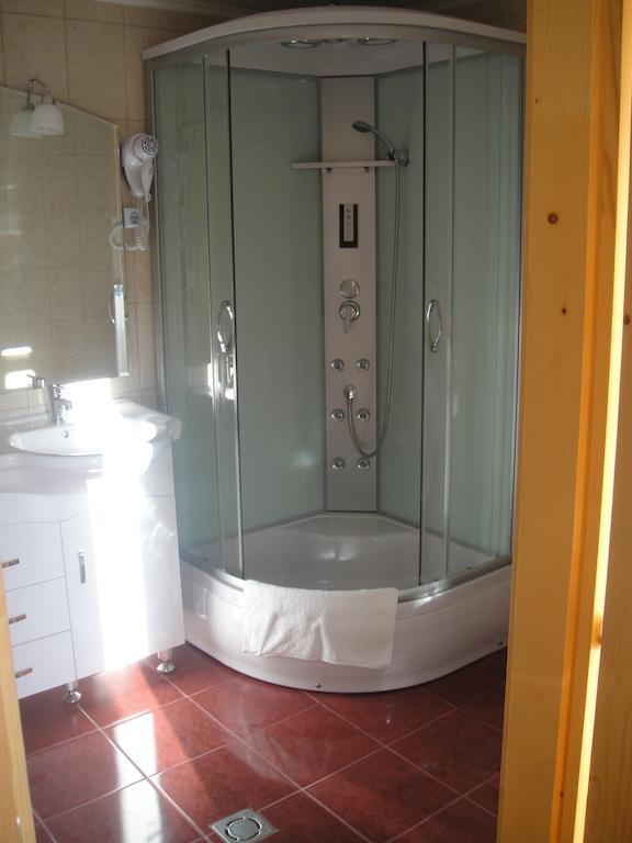 Paks Panzio Otel Oda fotoğraf
