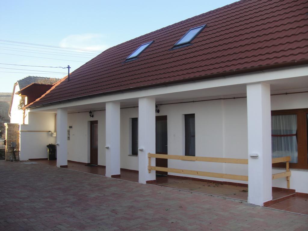 Paks Panzio Otel Dış mekan fotoğraf
